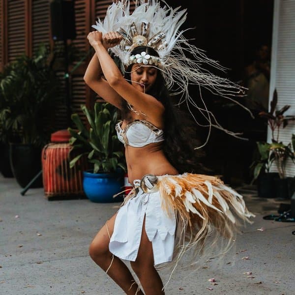 Brunch Hula Show