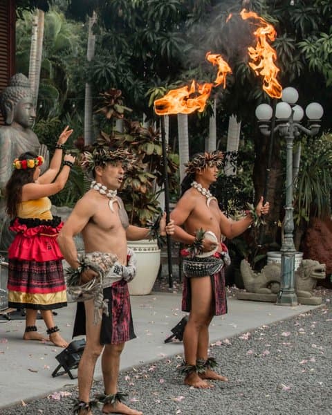 Evening Hula Show